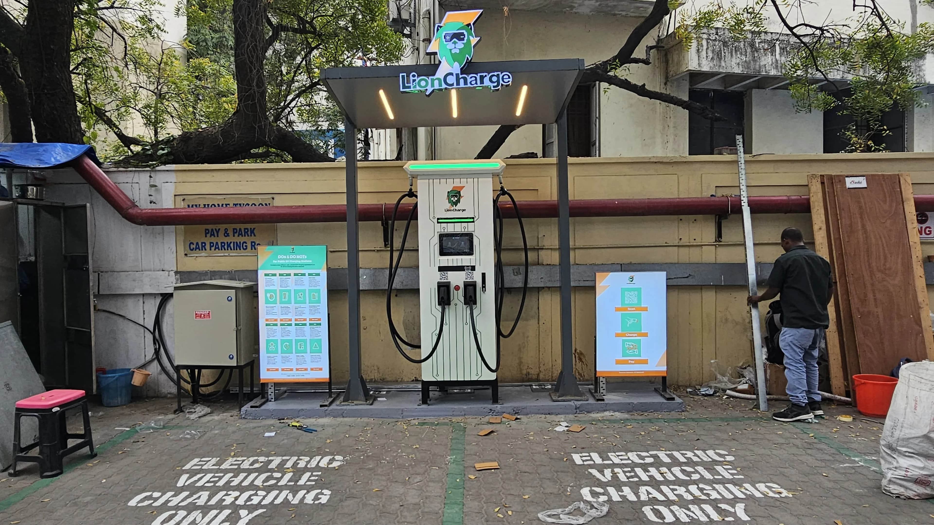 More communities charging with LionCharge
